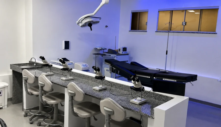 Estrutura cirúrgica moderna para transplante capilar em Imperatriz