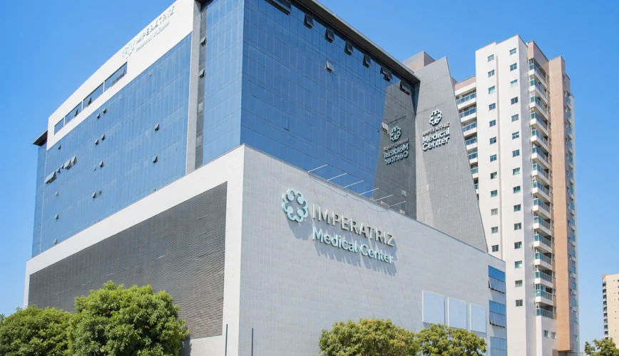 Estrutura cirúrgica moderna para transplante capilar em Imperatriz